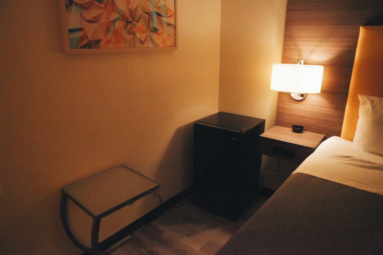 All Seasons Inn & Suites Мемфис Экстерьер фото